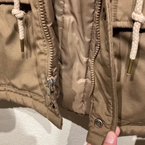 Vintage Brown Oversized utility coat with quilted inside & hood - Picture 3 of 15